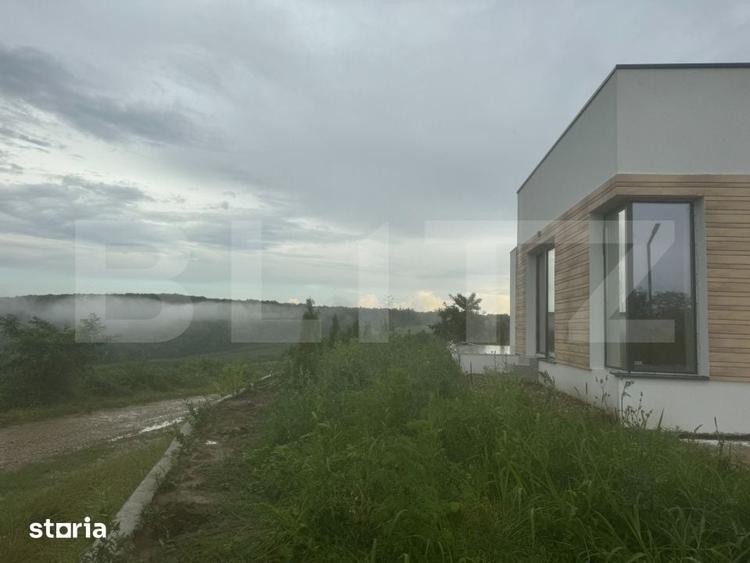 Casă cu 3 camere cu Teren 630 Mp în Vicovu de Sus