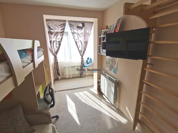 Apartament 2 camere, etaj 2, 2 balcoane, Zona Piata Centrala/Bradet - 3
