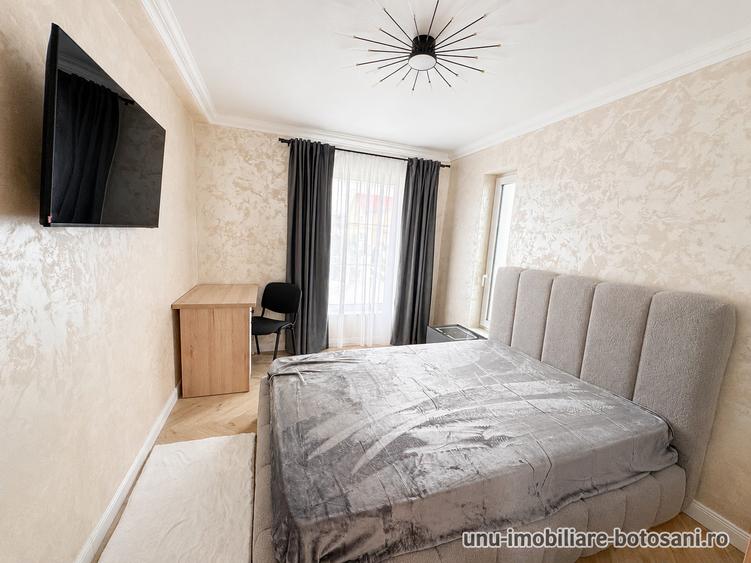 Casă cu 4 camere cu Teren 250 Mp în Periferie