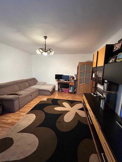 Apartament cu 2 camere decomandat în Colentina