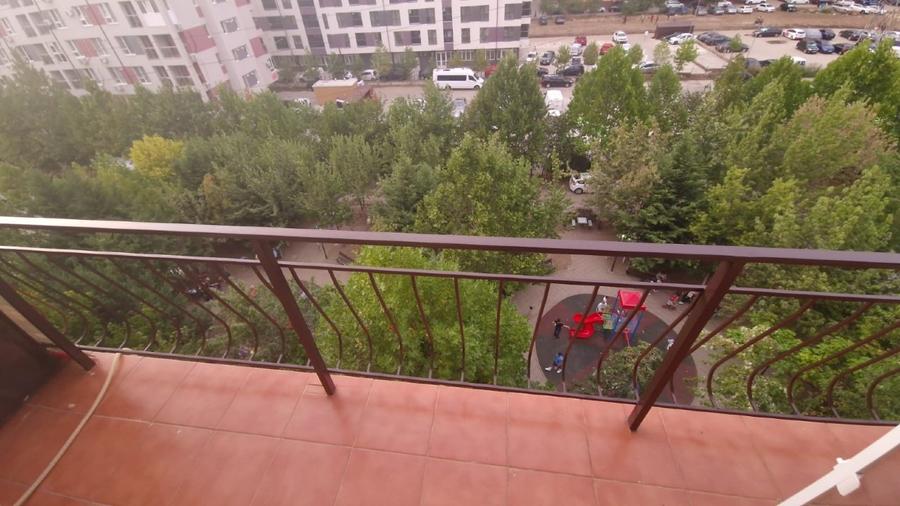 Garsonieră decomandată, mobilată în Roșu