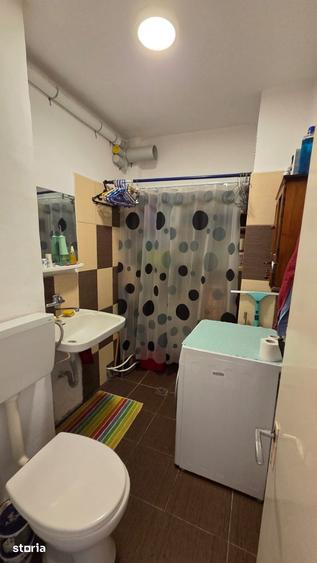 Apartament cu 4 camere decomandat în Soarelui