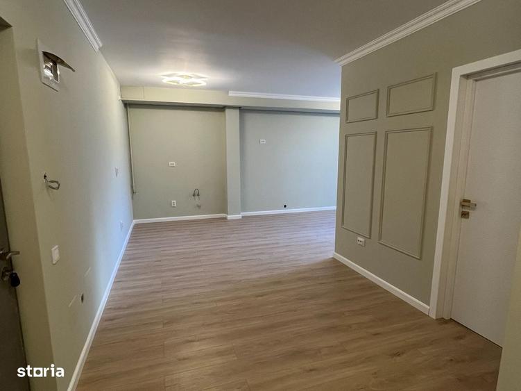 Apartament cu 3 camere semidecomandat în Florești — fotografia 2