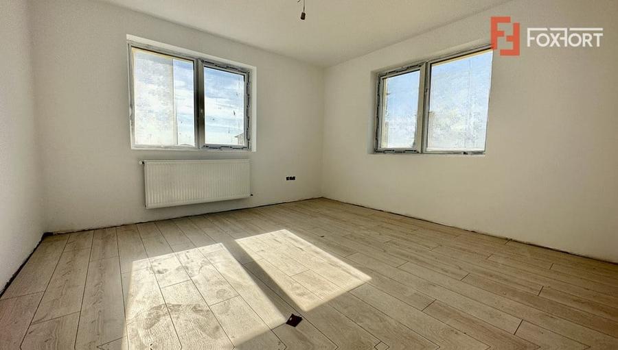Apartament cu 2 camere decomandat în Giroc