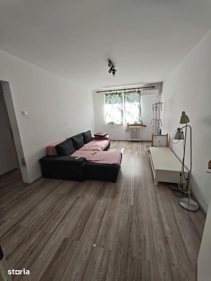 Apartament cu 3 camere în Colentina