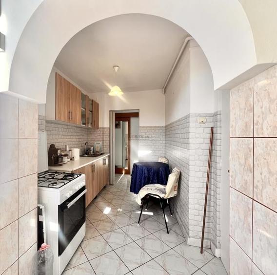 Apartament cu 2 camere semidecomandat în Tineretului