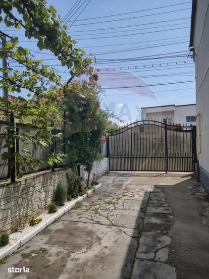 Casă cu 3 camere cu Teren 308 Mp în Central