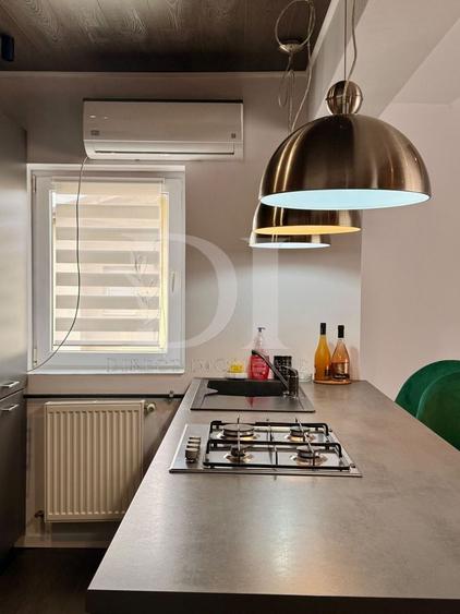 Apartament cu 2 camere semidecomandat, mobilat în Florești