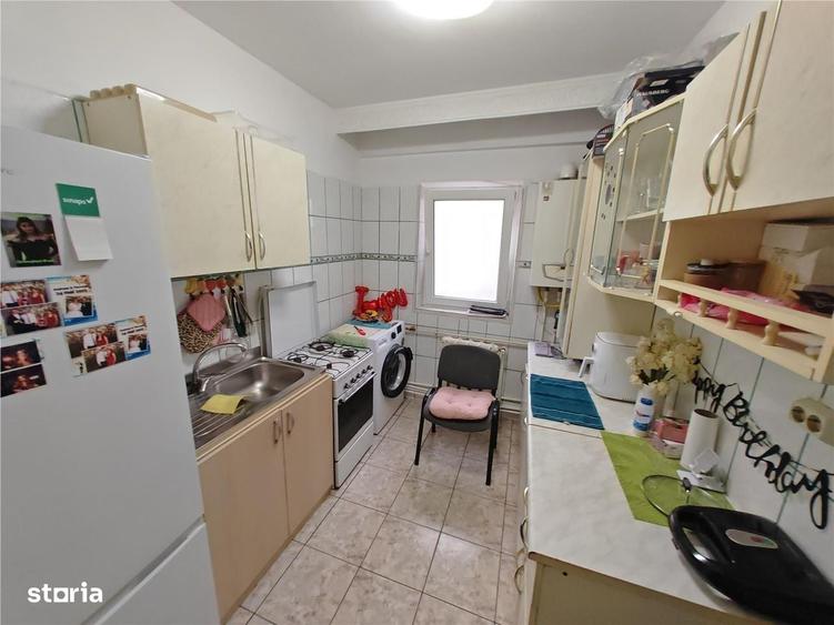 Apartament cu 2 camere decomandat în Albești