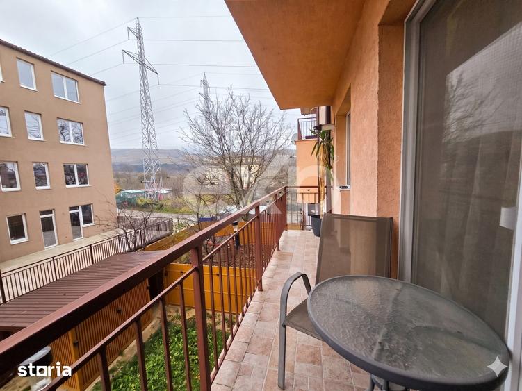 Apartament cu 4 camere în Florești