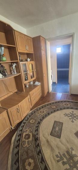 Apartament cu 2 camere semidecomandat în Kiseleff