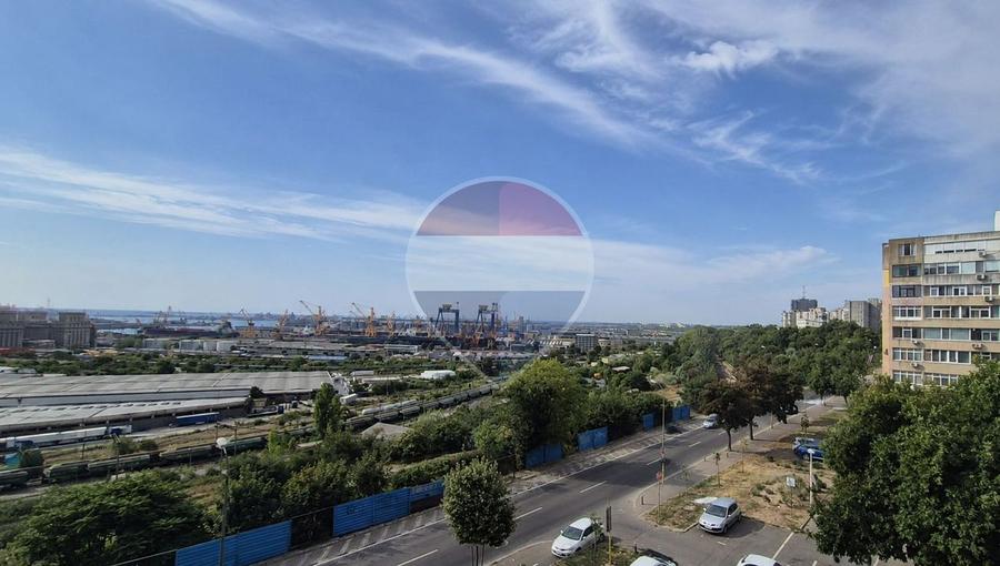 Apartament cu 2 camere semidecomandat, mobilat în Ultracentral