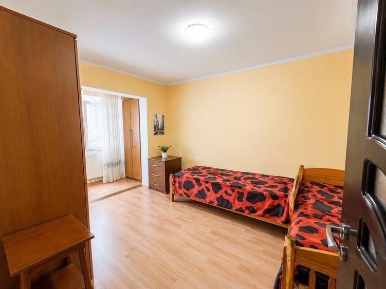 Apartament cu 2 camere decomandat în Gară
