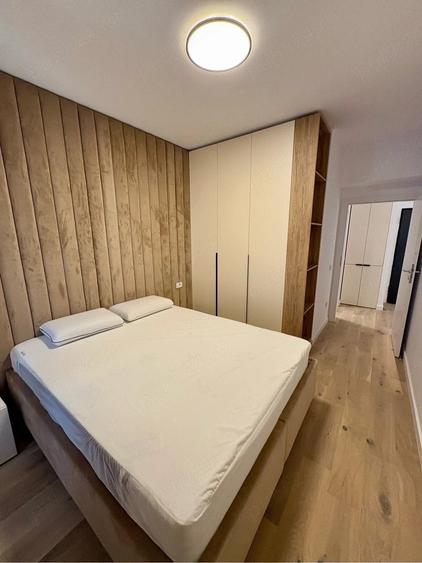Apartament cu 2 camere semidecomandat, mobilat în Pipera