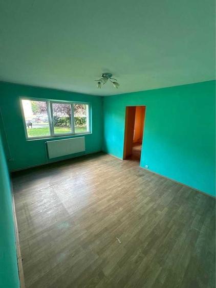 Apartament cu 2 camere semidecomandat în Dacia