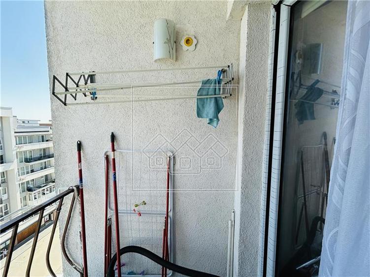 Apartament cu 2 camere decomandat în Exterior Sud