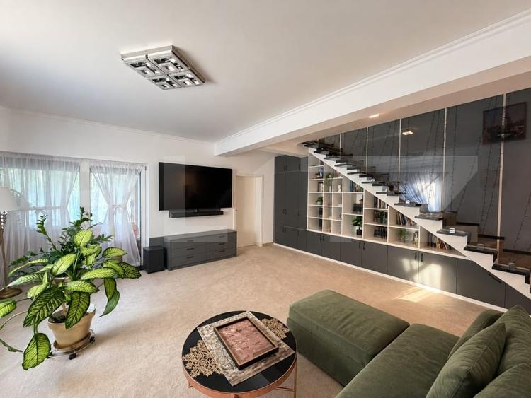 Duplex cu 4 camere cu Teren 276 Mp în Urseni
