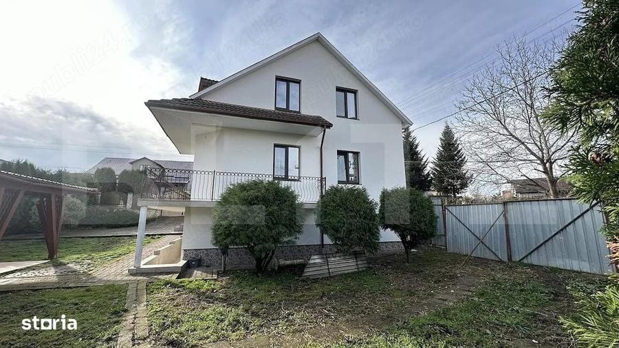 Casă cu 4 camere cu Teren 1100 Mp în Voiniceni