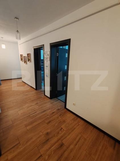 Apartament cu 2 camere decomandat, mobilat în Tractorul