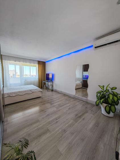 Garsonieră decomandată, mobilată în Complex Studențesc