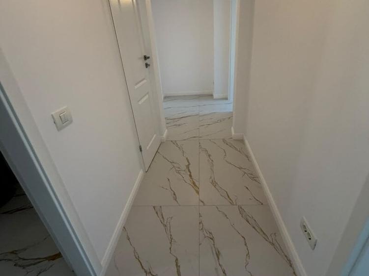 Apartament cu 2 camere decomandat în Basarabia