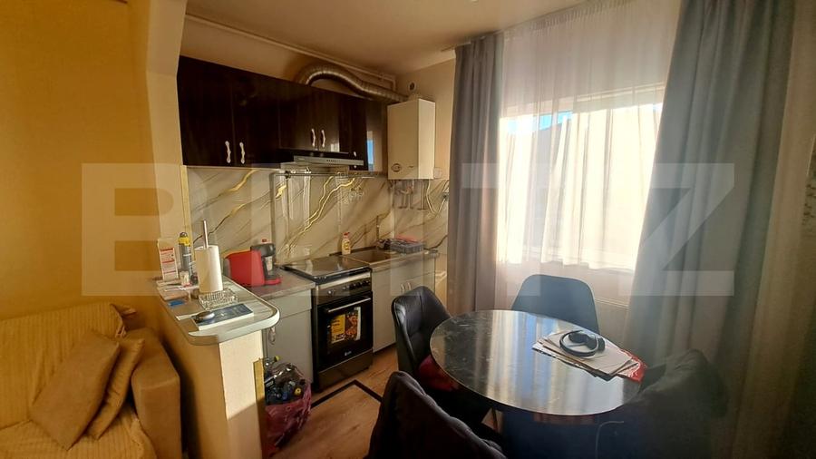 Apartament cu 3 camere decomandat, mobilat în Noua