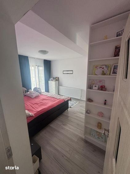 Casa superba in Campene?ti cu vedere la lac,curte amenajata.Comision 0 - 3