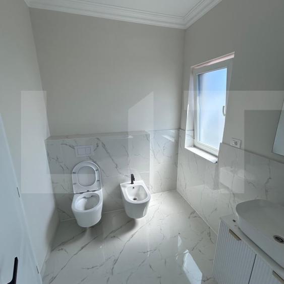 Duplex cu 5 camere cu Teren 250 Mp în Șag