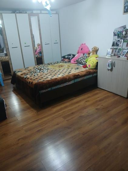 Casă cu 3 camere în Albești-Muru