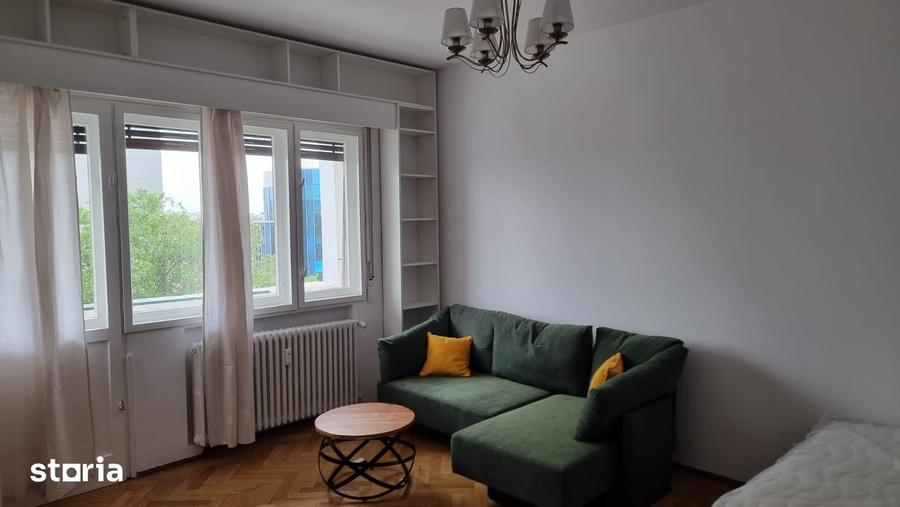 Batistei studio luminos, mare, proaspat renovat totul nou. Priveliste - 11