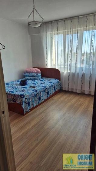 Apartament cu 2 camere decomandat în Casa de Cultură