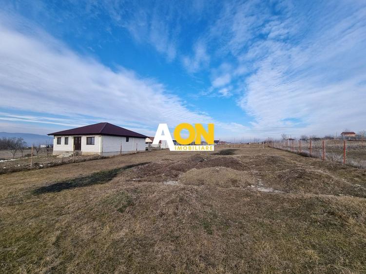 Teren Construcții intravilan de 954 mp, în Periferie