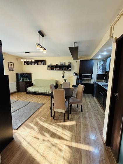 Apartament cu 3 camere în Florești