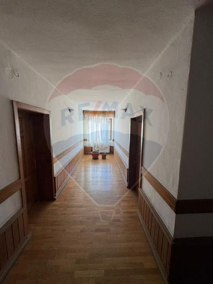 Spațiu comercial, de 320 mp, în Central