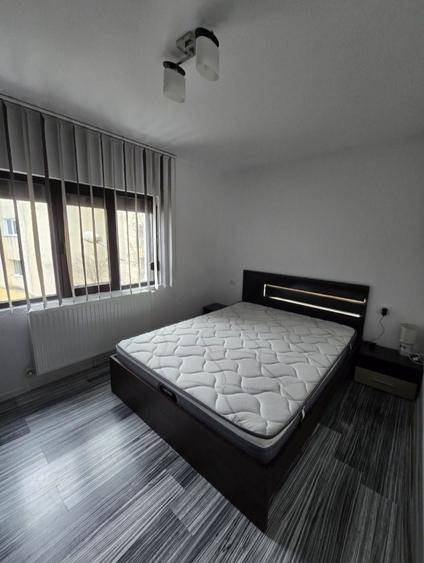 Apartament cu 2 camere semidecomandat în Unirii Sud