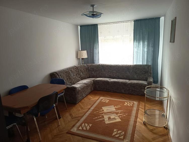 Apartament cu 2 camere decomandat în Micro 17