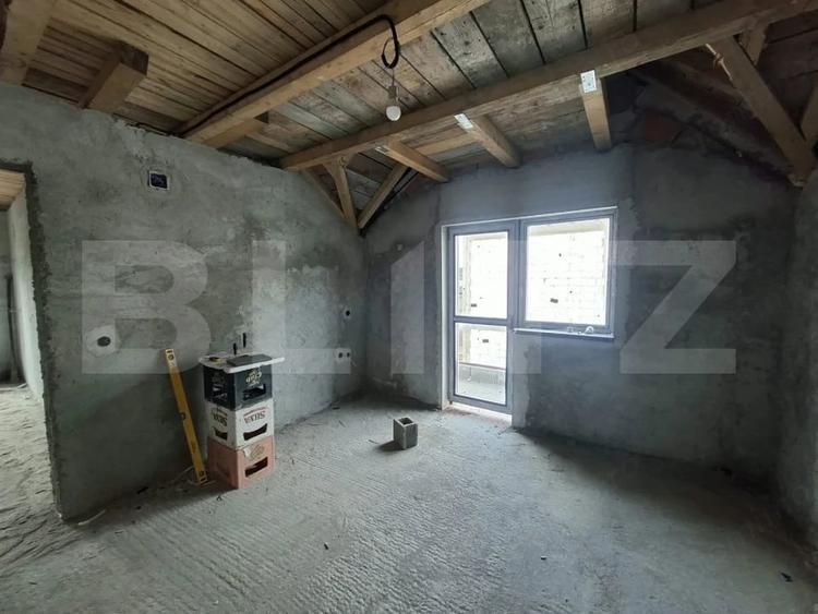 Casă cu Teren 350 Mp în Bariera Vâlcii