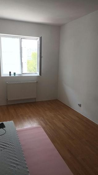 Apartament cu 2 camere decomandat în Dristor
