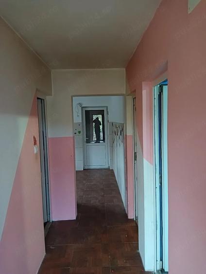Casă cu 2 camere cu Teren 300 Mp în Bârnova
