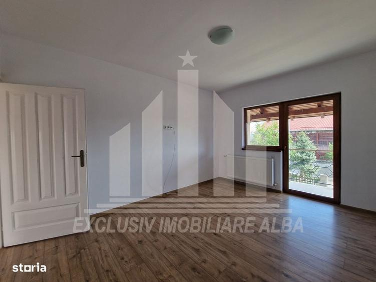 Casă cu 4 camere în Micești