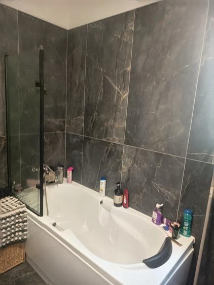 Apartament cu 2 camere decomandat în Giroc
