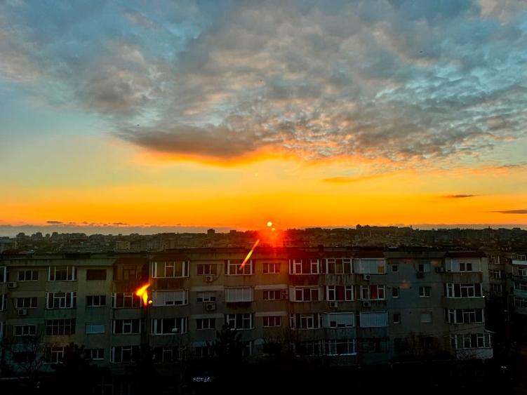 Apartament cu 2 camere decomandat, mobilat în Dacia