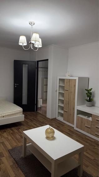 Inchiriez garsoniera Unirii direct proprietar - 1