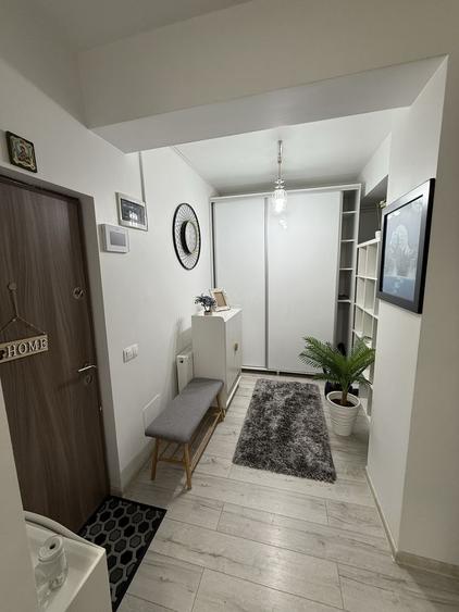 Apartament cu 2 camere, mobilat în 9 Mai