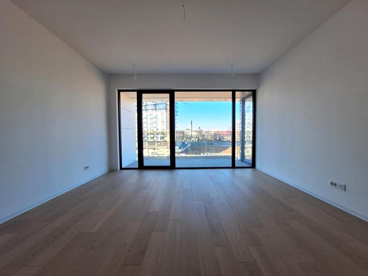 Apartament cu 2 camere semidecomandat în Barbu Văcărescu