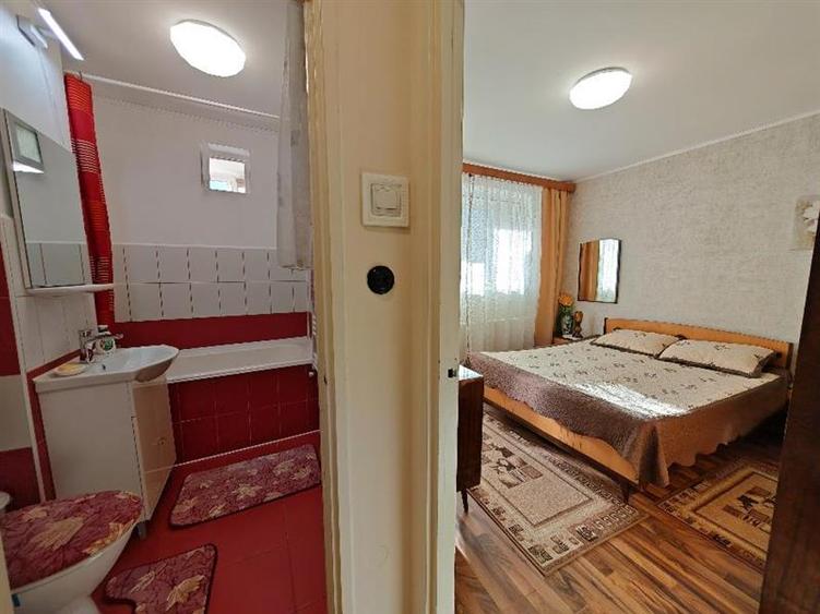 Apartament cu 2 camere semidecomandat, mobilat în Astra