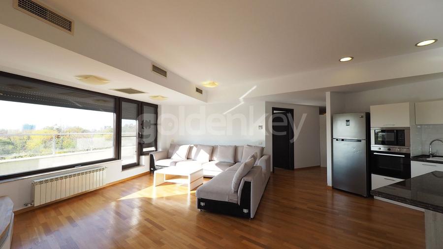 Apartament cu 4 camere decomandat, mobilat în Herăstrău