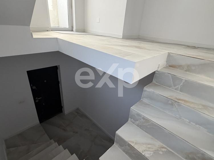 Apartament cu 4 camere decomandat în Măgurele