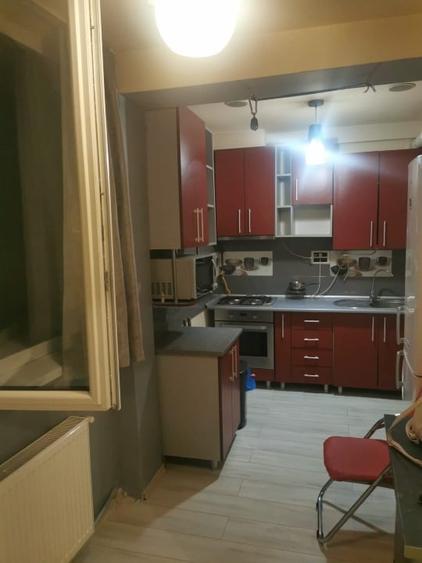 Apartament cu 2 camere decomandat, mobilat în Central