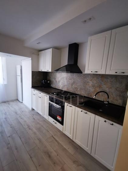 Apartament cu 2 camere decomandat în Plopilor